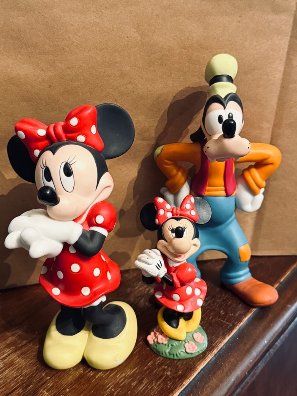 Disney Minnie Mouse & Goofy Figurine Set - Red, Black, Yellow, Blue. Pre loved.